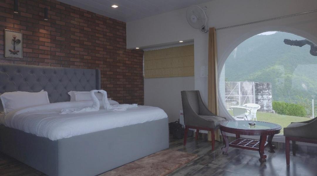 The Bohemian Casa Dehradun Hotel Kültér fotó